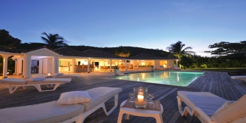 Casa Cervos villa rental, Baie Rouge Beach, Terres-Basses, St. Martin, French West Indies.