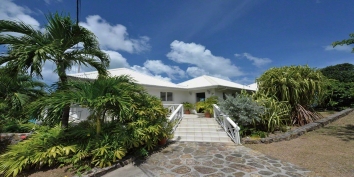 Pointe des Fleurs, Baie aux Cayes, Terres-Basses, St. Martin villa rental, French West Indies.