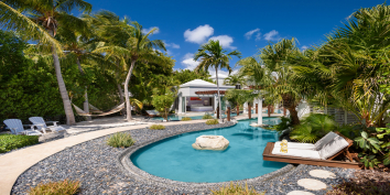 Enjoy your vacation with your private freshwater swimming pool at this Providenciales luxury holiday villa rental!