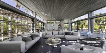 Villa Islander has an open-plan living, dining and kitchen area.