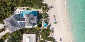 An aerial photograph of Villa Azzurra, Grace Bay Beach, Providenciales, Turks and Caicos Islands.