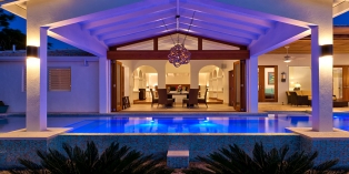 Turks and Caicos Villa Rentals By Owner - Sapphire Sunsets Beach Villa, Sapodilla Bay Beach, Providenciales (Provo), Turks and Caicos Islands.